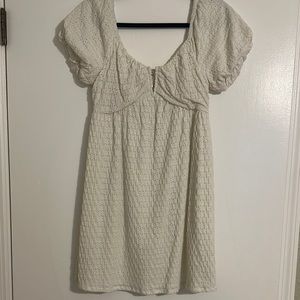 Elegant Cream Women's Dress